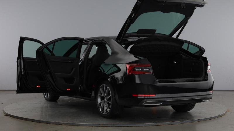 Used Skoda Superb 2023 for sale - 76590129: Photo 12