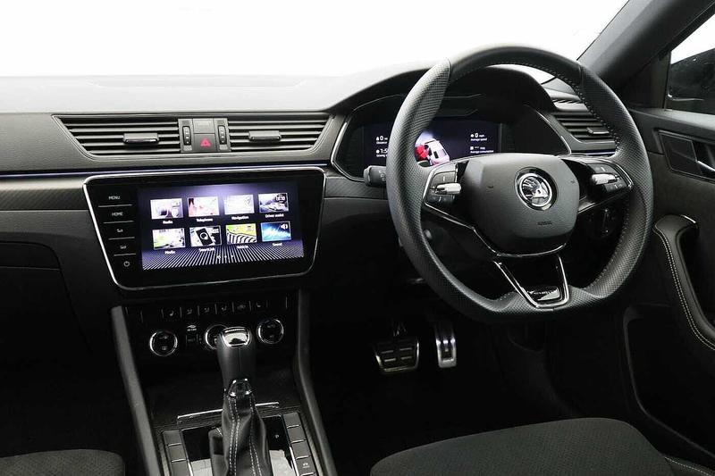 Used Skoda Superb 2023 for sale - 76590129: Photo 2