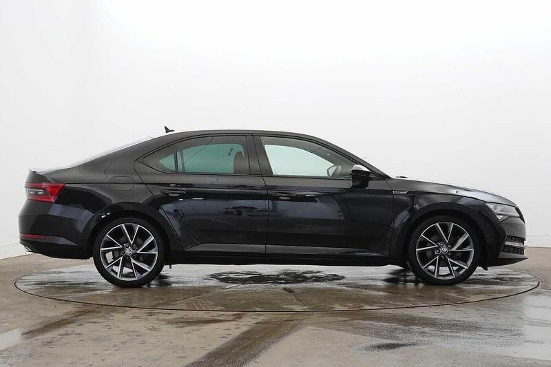 Used Skoda Superb 2023 for sale - 76590129: Photo 4