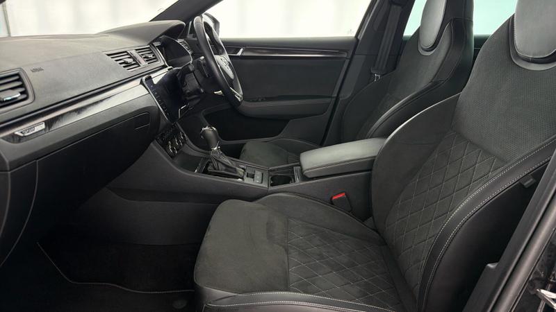 Used Skoda Superb 2023 for sale - 76590129: Photo 45