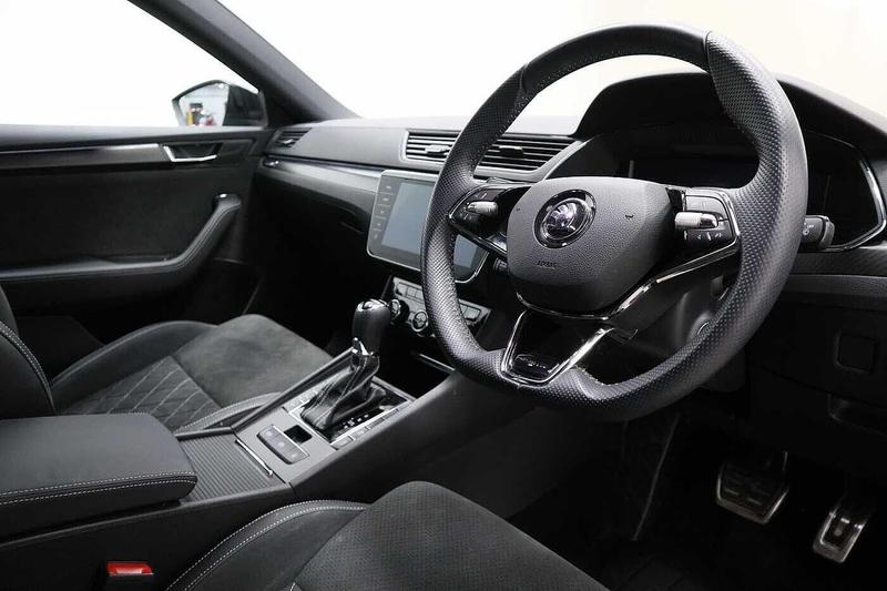 Used Skoda Superb 2023 for sale - 76590129: Photo 6