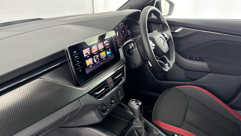 Used Skoda Kamiq 2023 for sale - 76758218: Photo 2