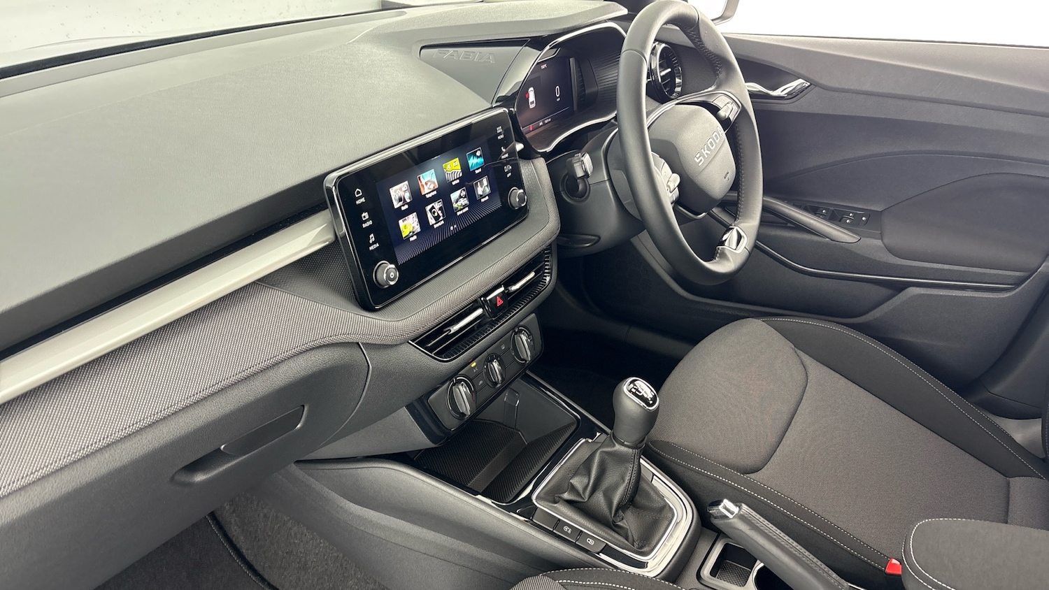 Used Skoda Fabia 2025 for sale - 77505268: Photo 2