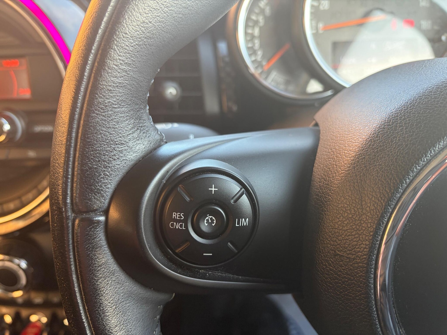 Used MINI Hatch 2017 for sale - 77090923: Photo 24