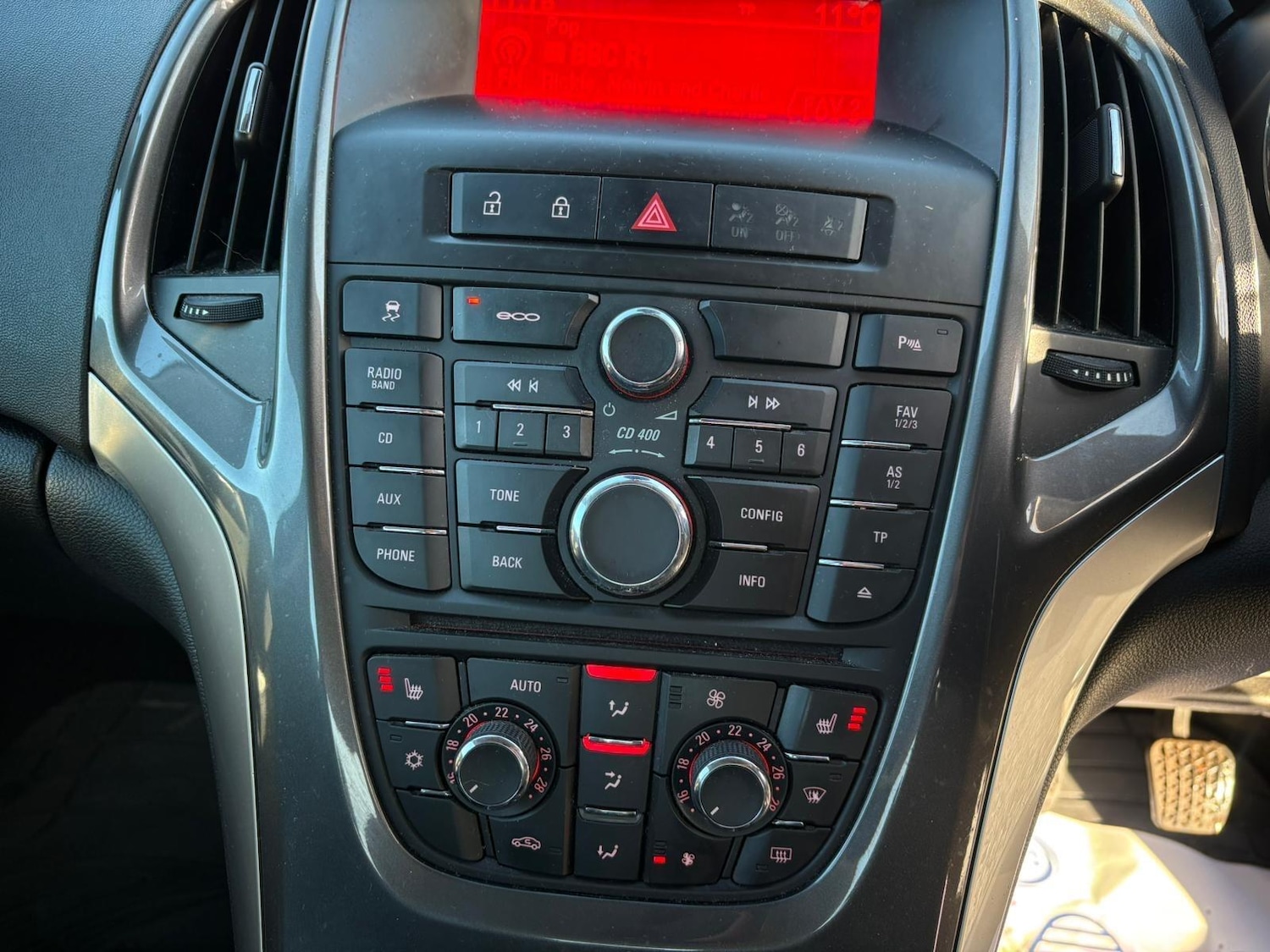 Used Vauxhall Astra 2013 for sale - 76856011: Photo 12