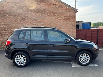 Used Volkswagen Tiguan 2011 for sale - 75531064: Photo