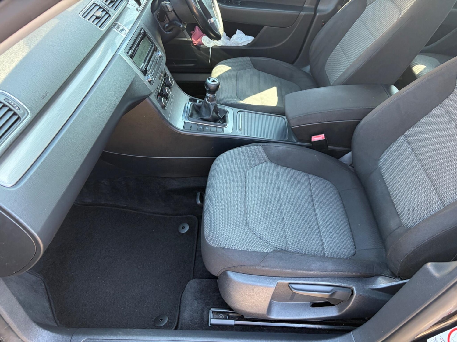 Used Volkswagen Passat 2011 for sale - 78170740: Photo 14