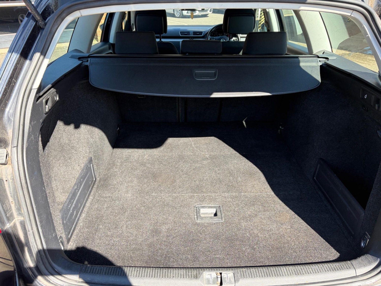 Used Volkswagen Passat 2011 for sale - 78170740: Photo 6