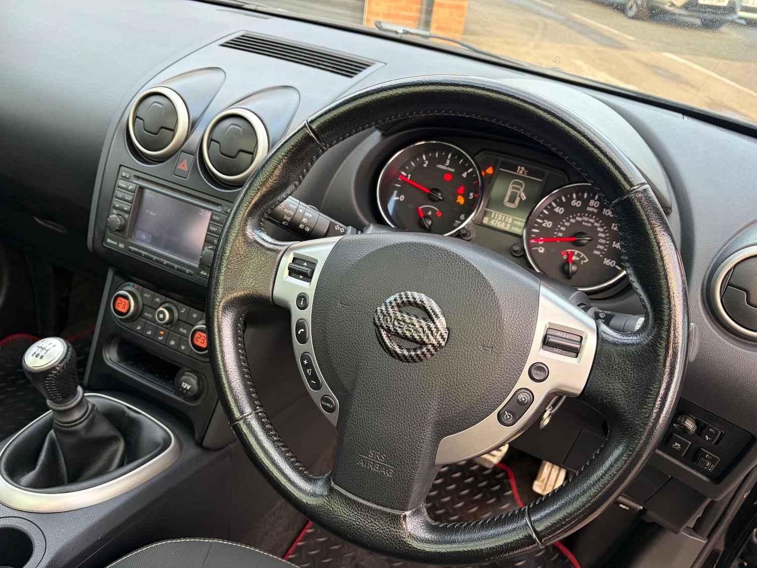 Used Nissan Qashqai 2010 for sale - 76953211: Photo 10