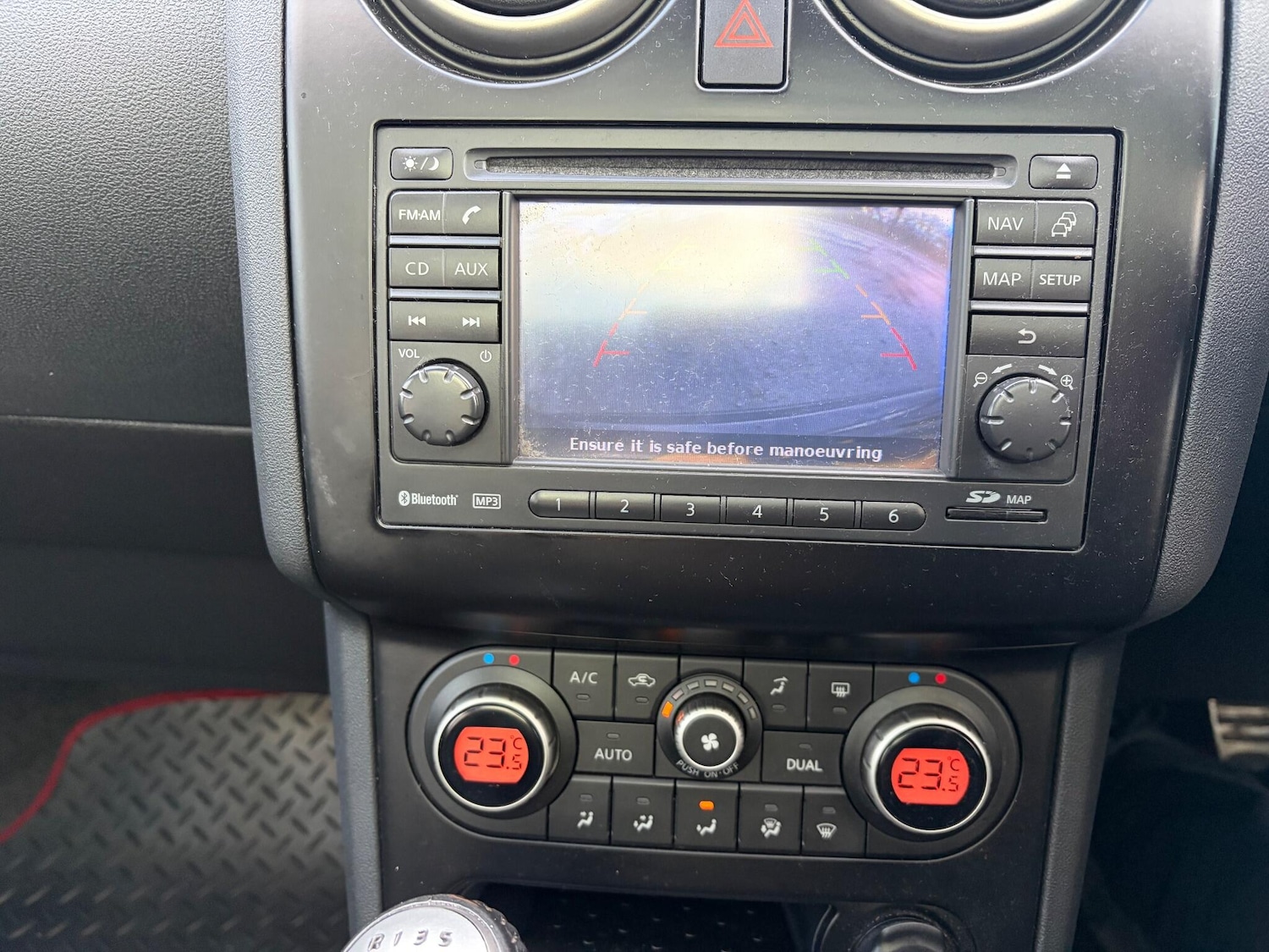 Used Nissan Qashqai 2010 for sale - 76953211: Photo 15