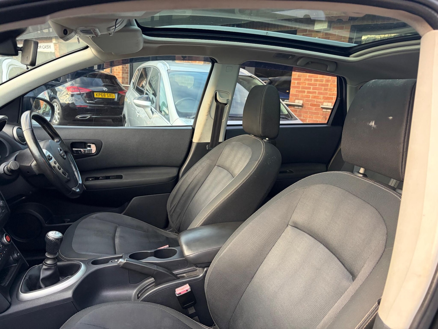 Used Nissan Qashqai 2010 for sale - 76953211: Photo 22