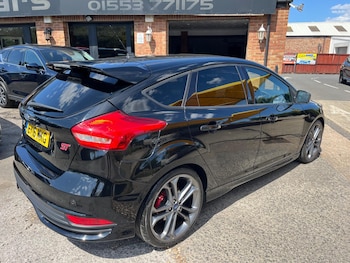 Used Ford Focus 2016 for sale - 75563636: Photo