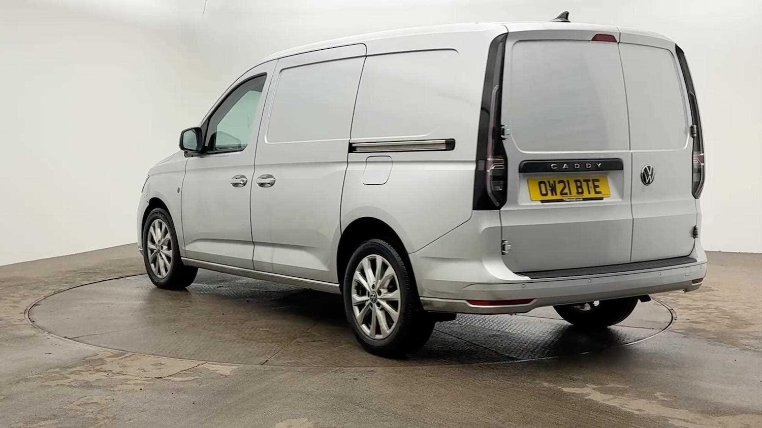 Used Volkswagen Caddy Maxi 2021 for sale - 77737258: Photo 2