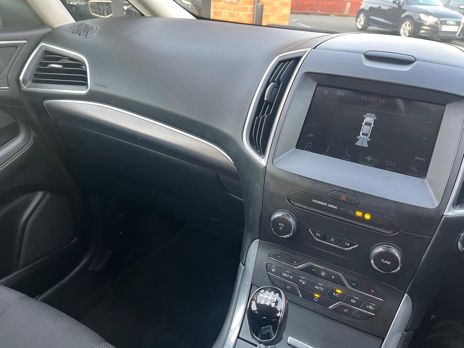 Used Ford S-Max 2017 for sale - 76619946: Photo 12