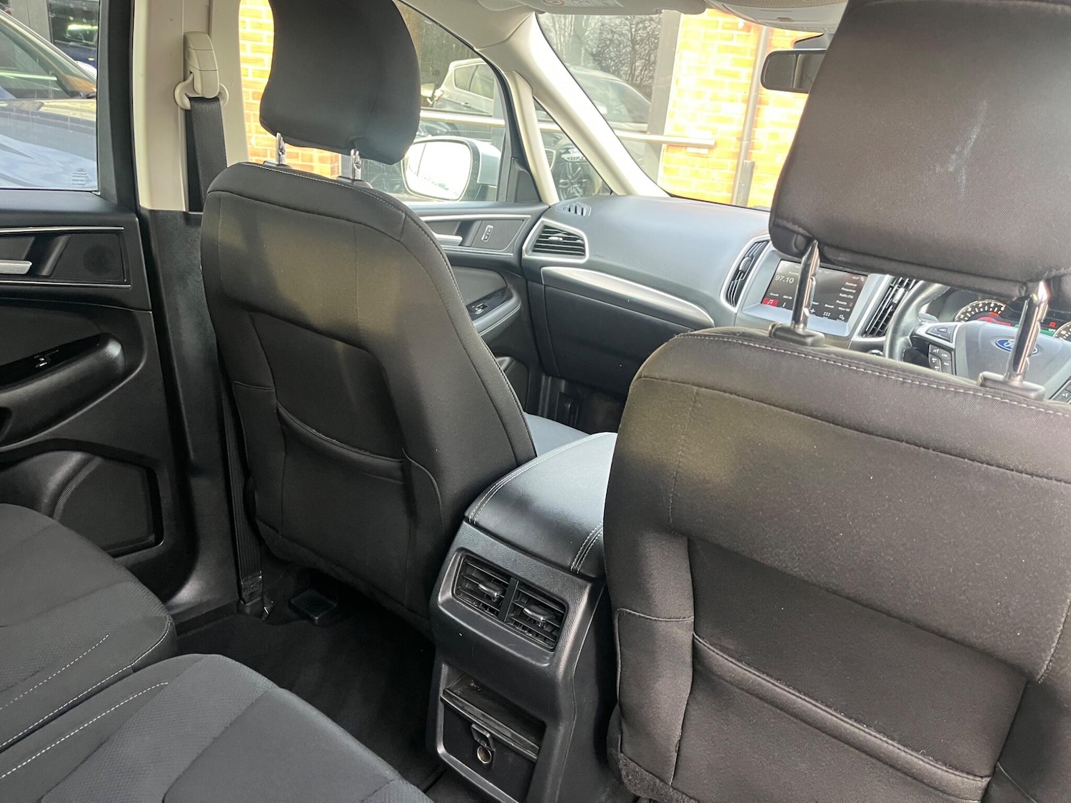 Used Ford S-Max 2017 for sale - 76619946: Photo 18