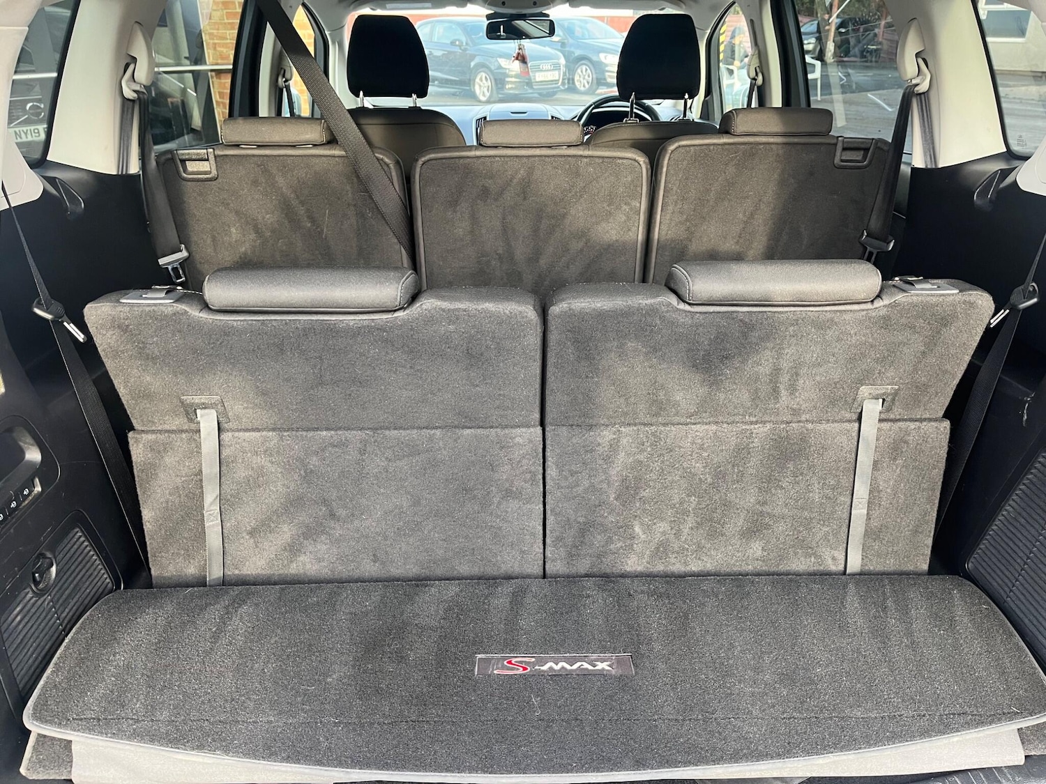 Used Ford S-Max 2017 for sale - 76619946: Photo 26