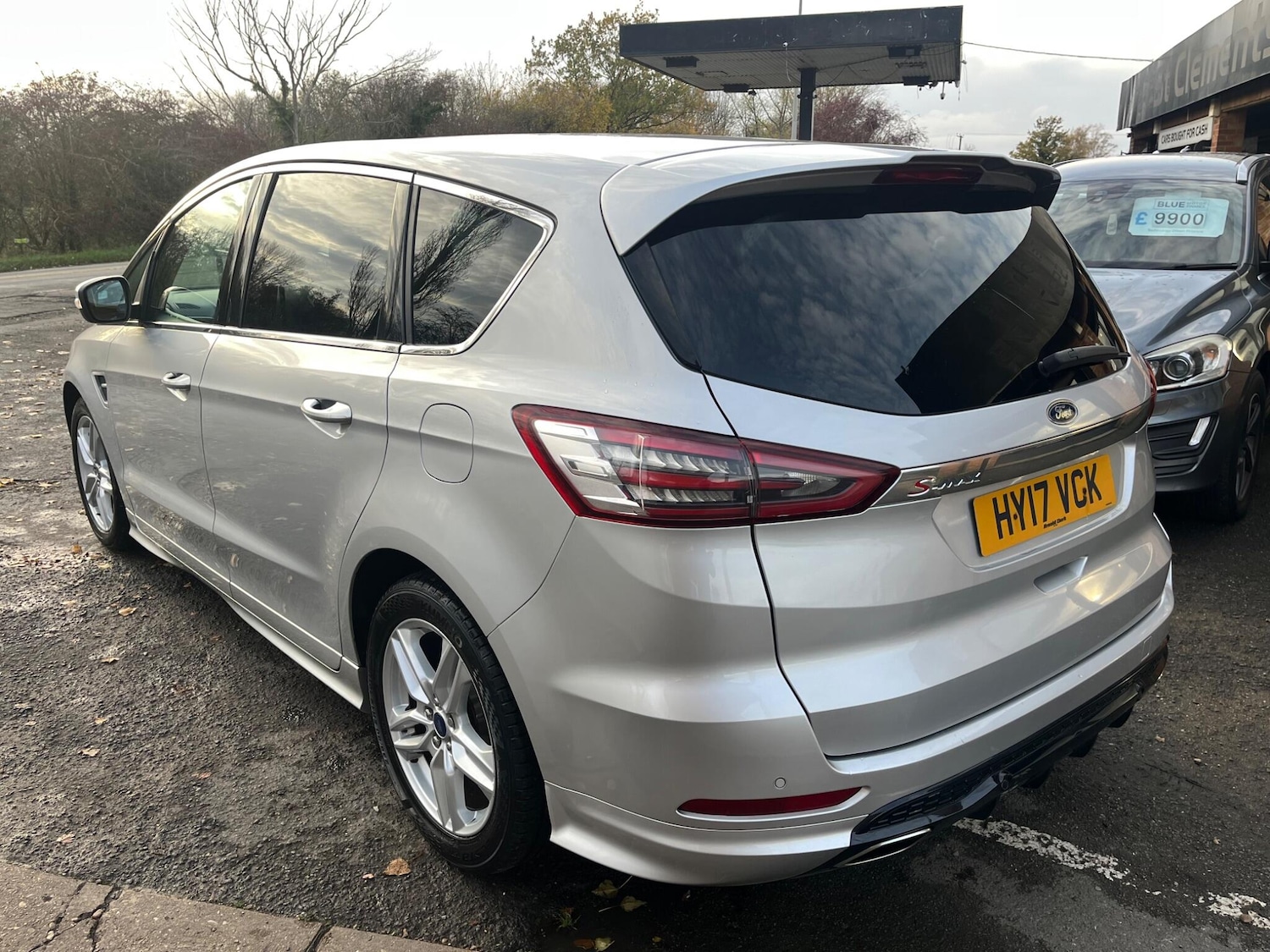 Used Ford S-Max 2017 for sale - 76619946: Photo 3