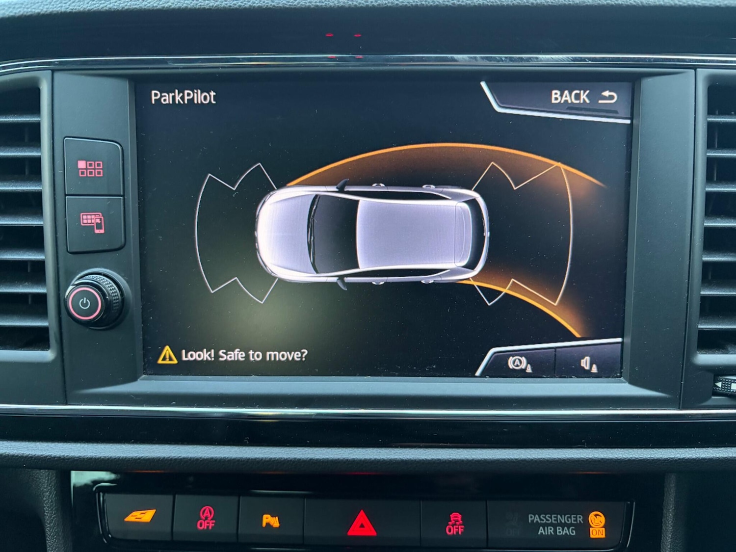 Used SEAT Leon 2019 for sale - 77268163: Photo 24