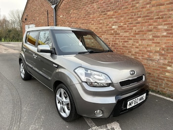 2010 (60) - 1.6 CRDi Tempest 5dr Auto