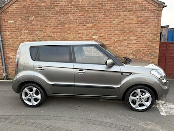 Used Kia Soul 2010 for sale - 77808500: Photo