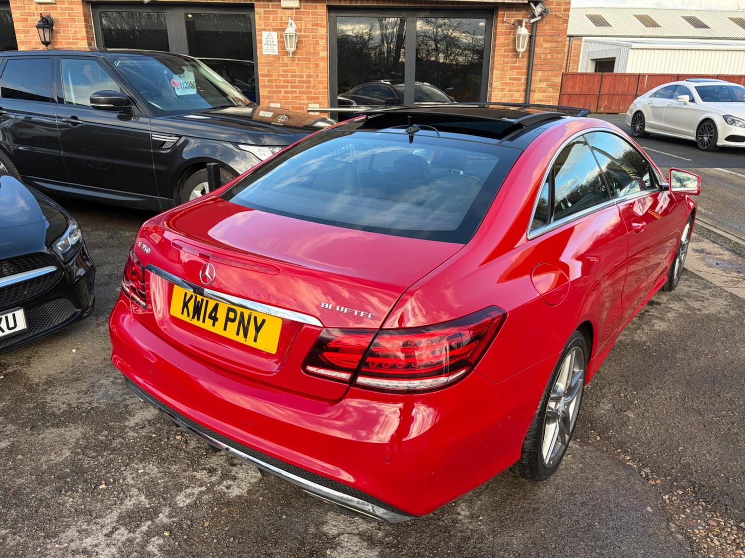 Used Mercedes-Benz E Class for sale - 77267731: Photo 4