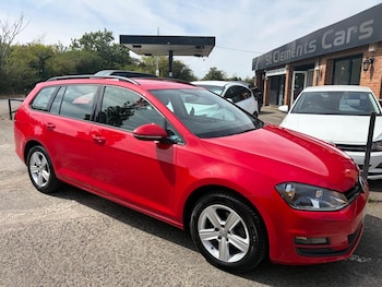 Used Volkswagen Golf 2016 for sale - 79496375: Photo