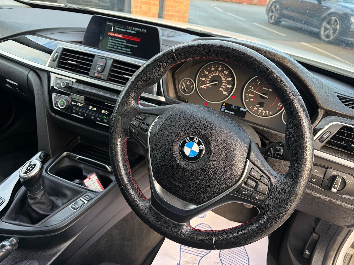 Used BMW 3 Series 2018 for sale - 76839597: Photo 27