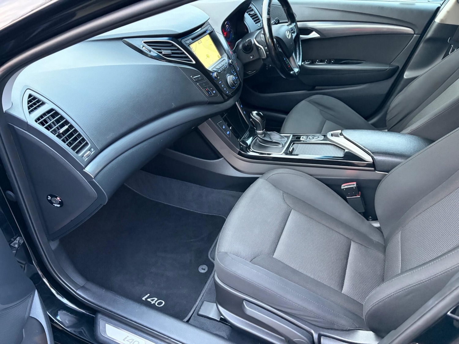 Used Hyundai i40 2015 for sale - 77633581: Photo 24