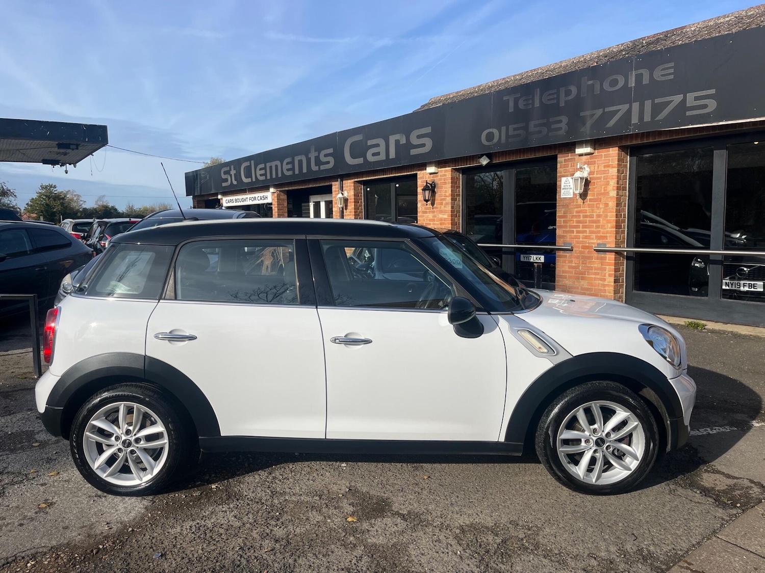 Used MINI Countryman 2013 for sale - 76423282: Photo 2