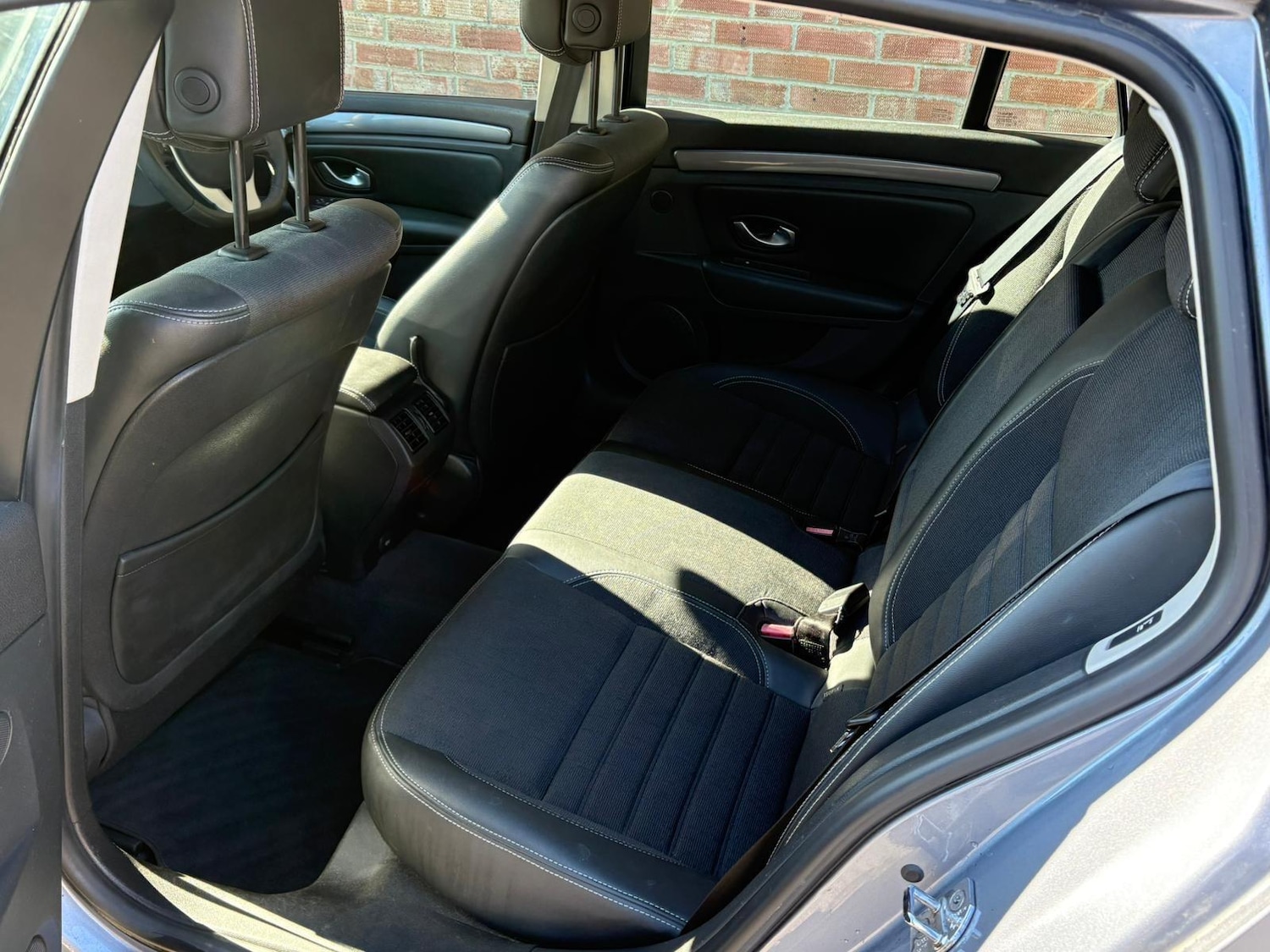 Used Renault Laguna 2010 for sale - 77898531: Photo 10