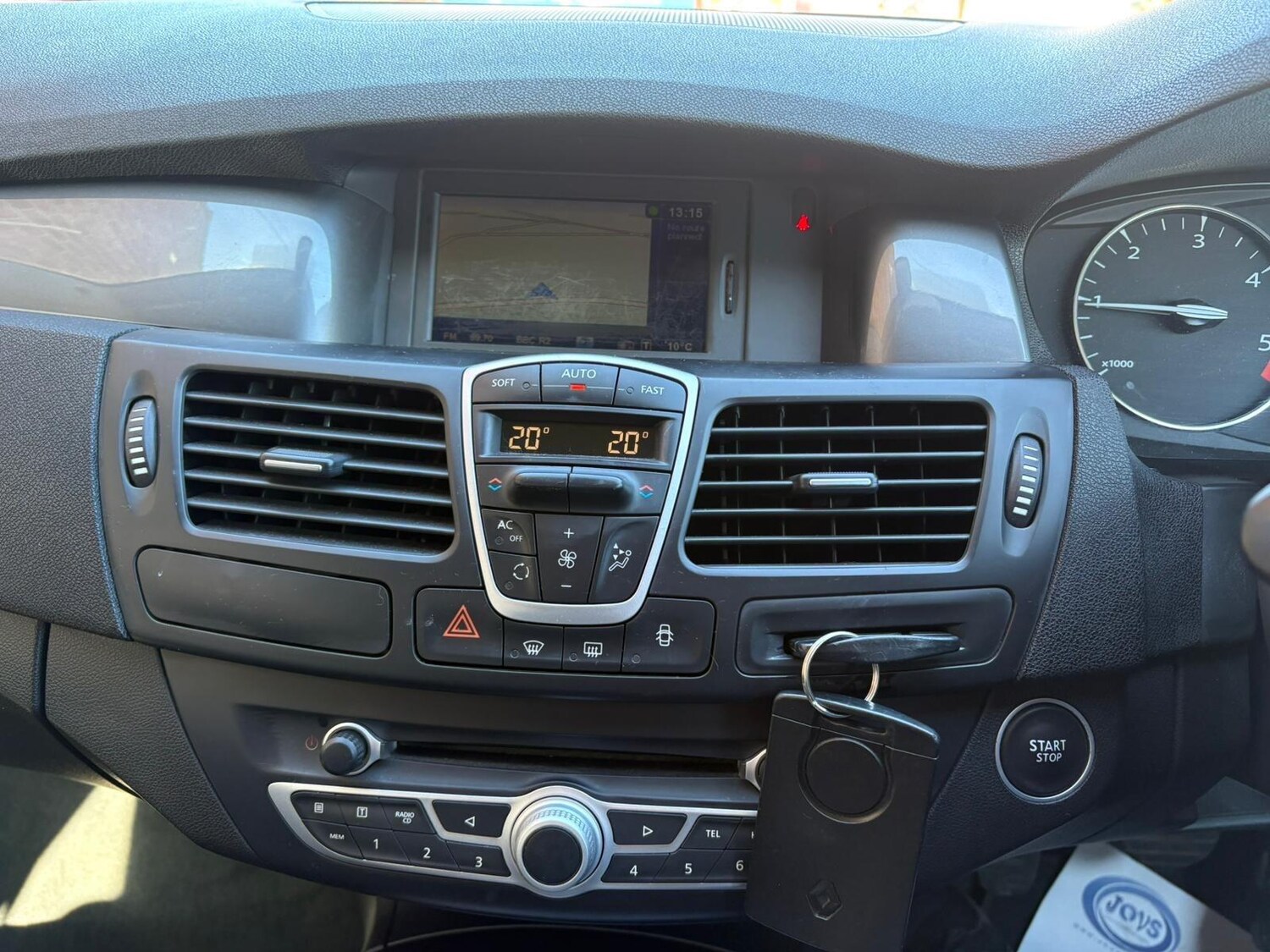 Used Renault Laguna 2010 for sale - 77898531: Photo 12