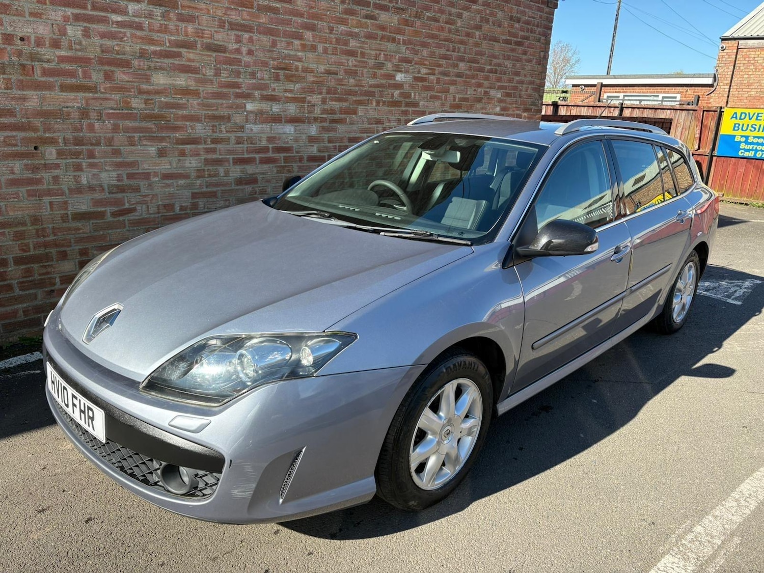 Used Renault Laguna 2010 for sale - 77898531: Photo 3
