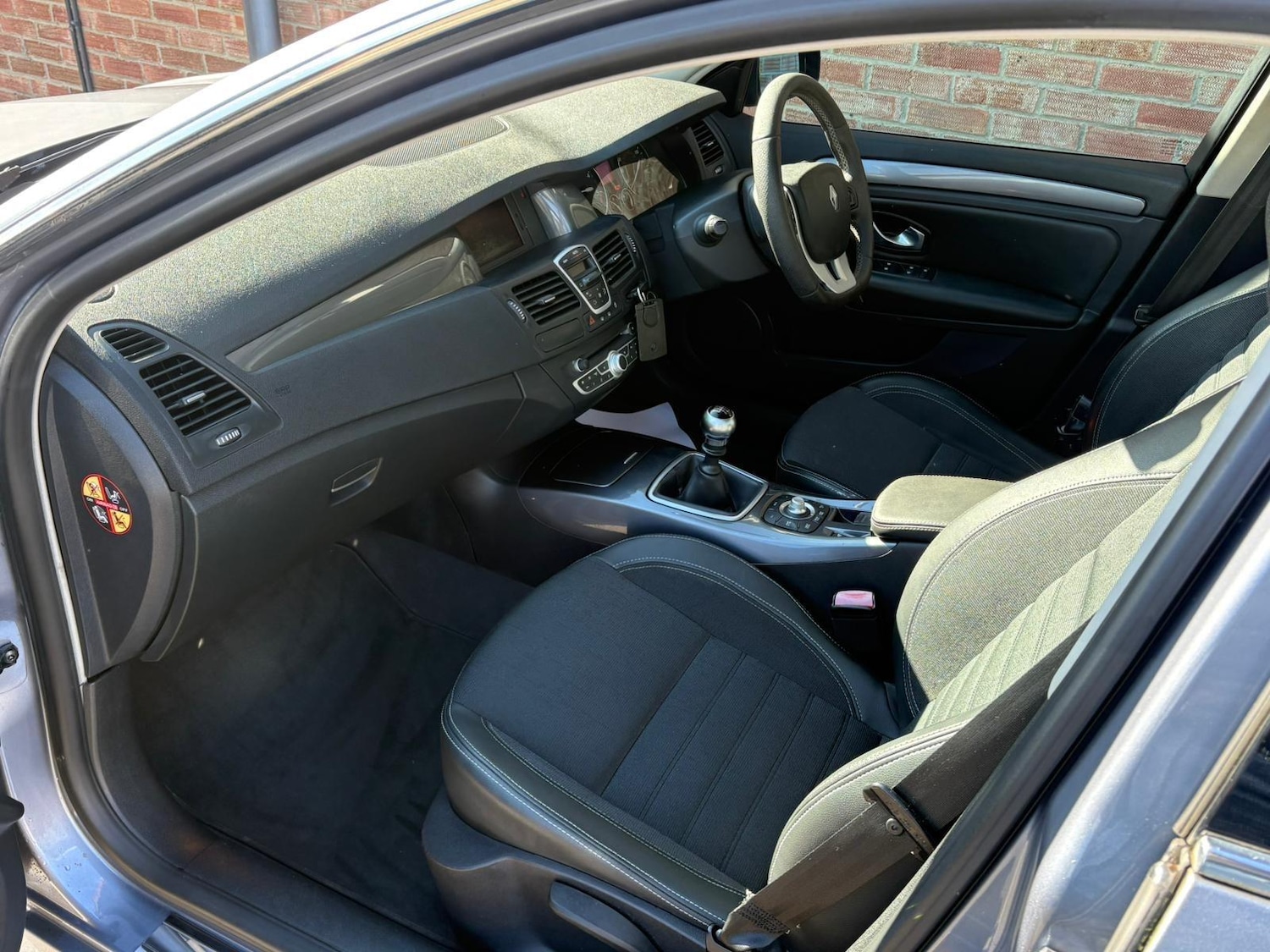 Used Renault Laguna 2010 for sale - 77898531: Photo 9