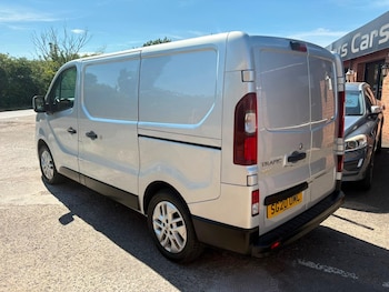 Used Renault Trafic 2020 for sale - 79132647: Photo