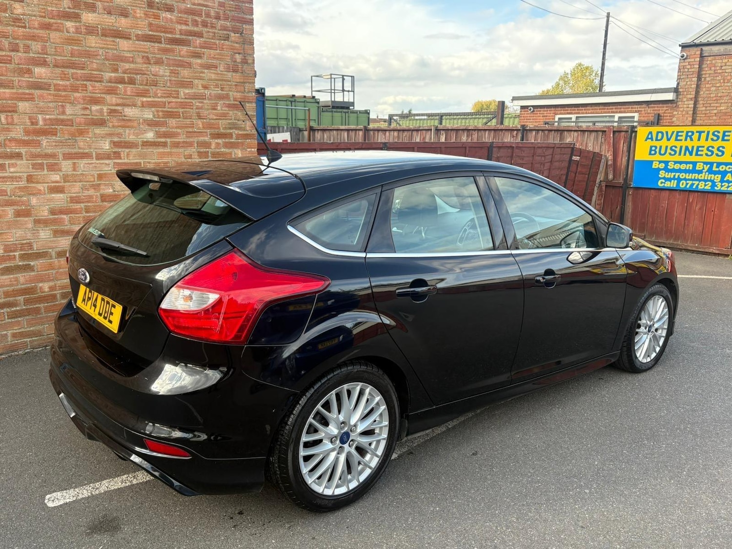 Used Ford Focus 2014 for sale - 76370702: Photo 5