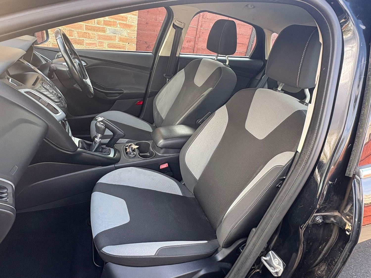 Used Ford Focus 2014 for sale - 76370702: Photo 6