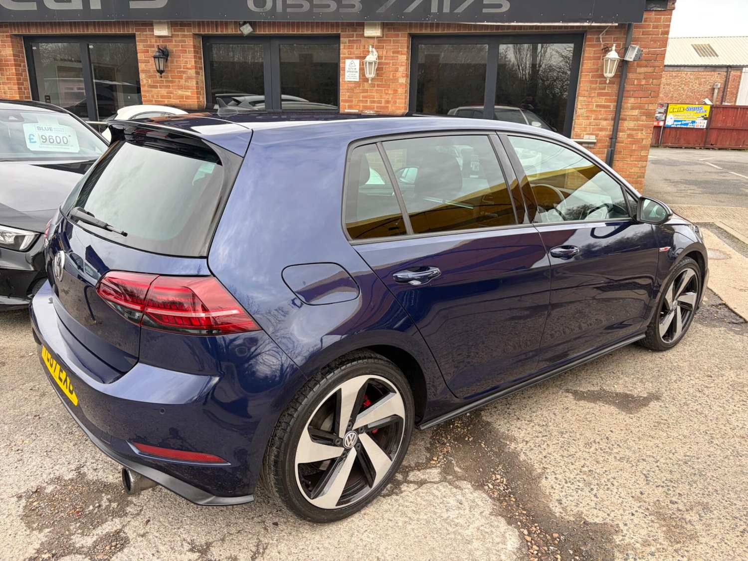 Used Volkswagen Golf 2017 for sale - 77908453: Photo 3