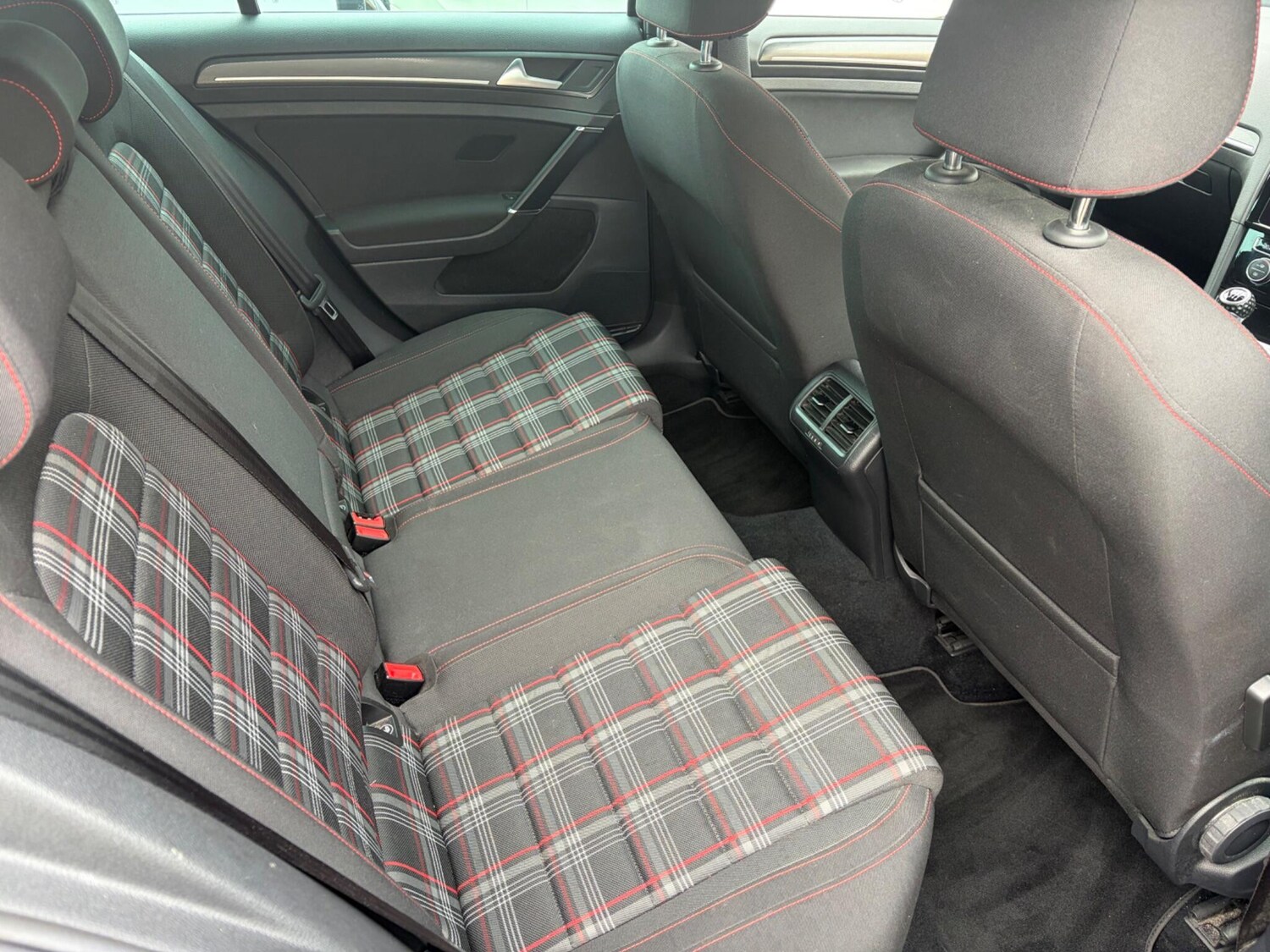 Used Volkswagen Golf 2017 for sale - 77908453: Photo 7