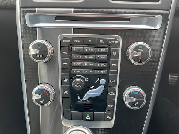 Used Volvo XC60 2016 for sale - 76024822: Photo 10
