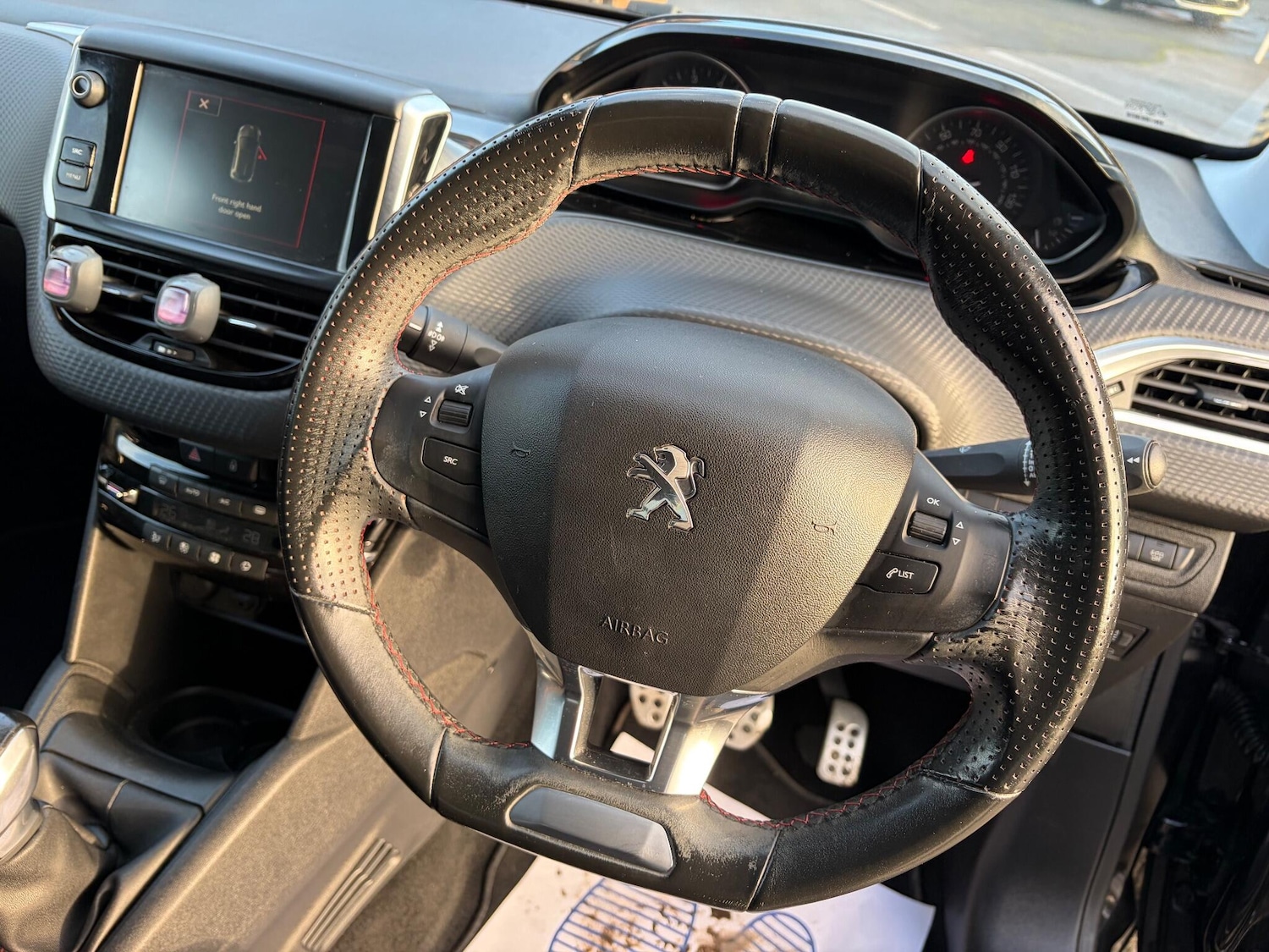 Used Peugeot 208 2016 for sale - 76702270: Photo 12