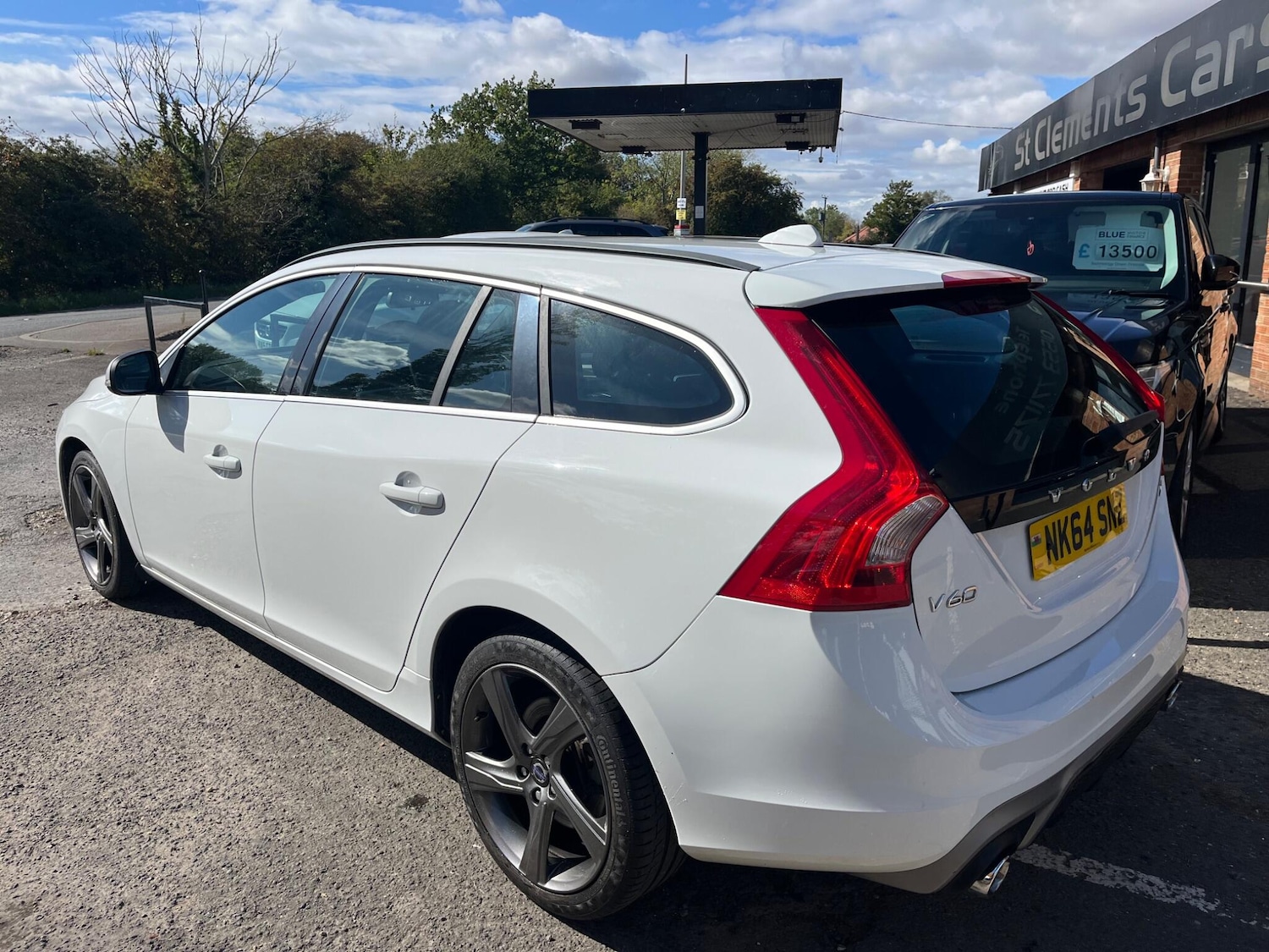 Used Volvo V60 2014 for sale - 76644982: Photo 4