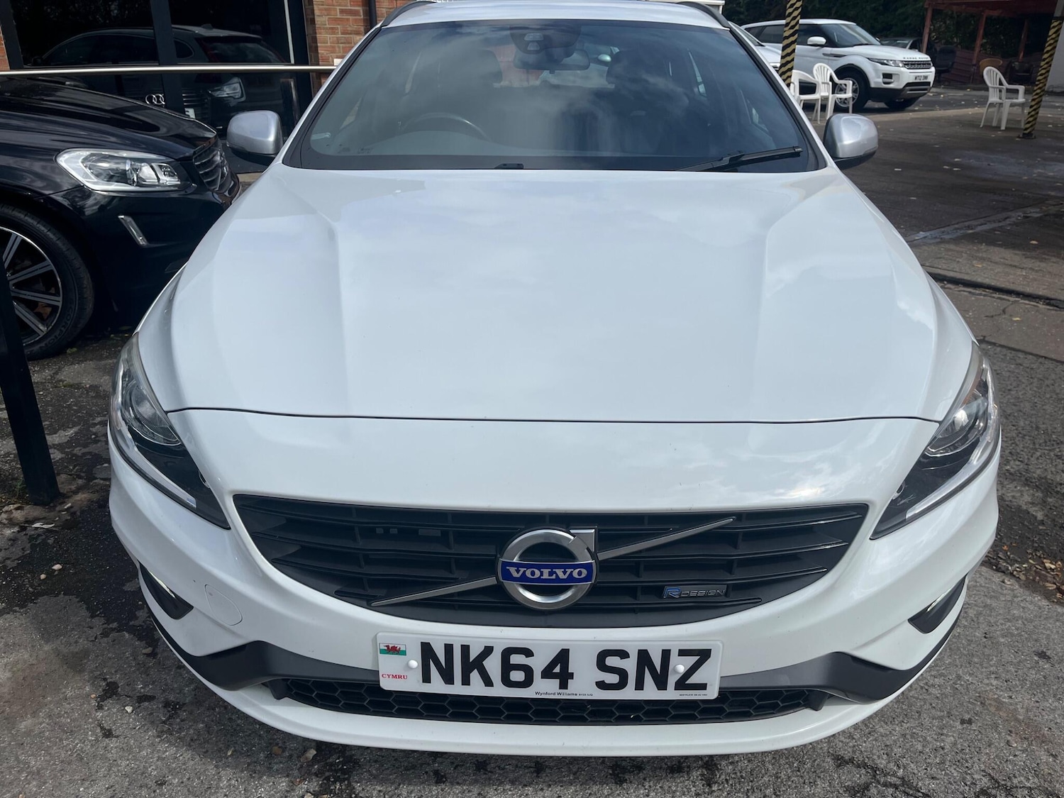 Used Volvo V60 2014 for sale - 76644982: Photo 6