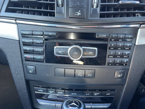 Used Mercedes-Benz E-Class 2012 for sale - 76122436: Photo 12