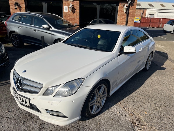 Used Mercedes-Benz E-Class 2012 for sale - 76122436: Photo 16