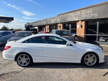 Used Mercedes-Benz E-Class 2012 for sale - 76122436: Photo