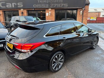 Used Hyundai i40 2015 for sale - 77320548: Photo