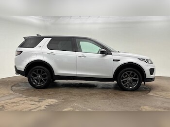 Used Land Rover Discovery Sport 2018 for sale - 78141377: Photo