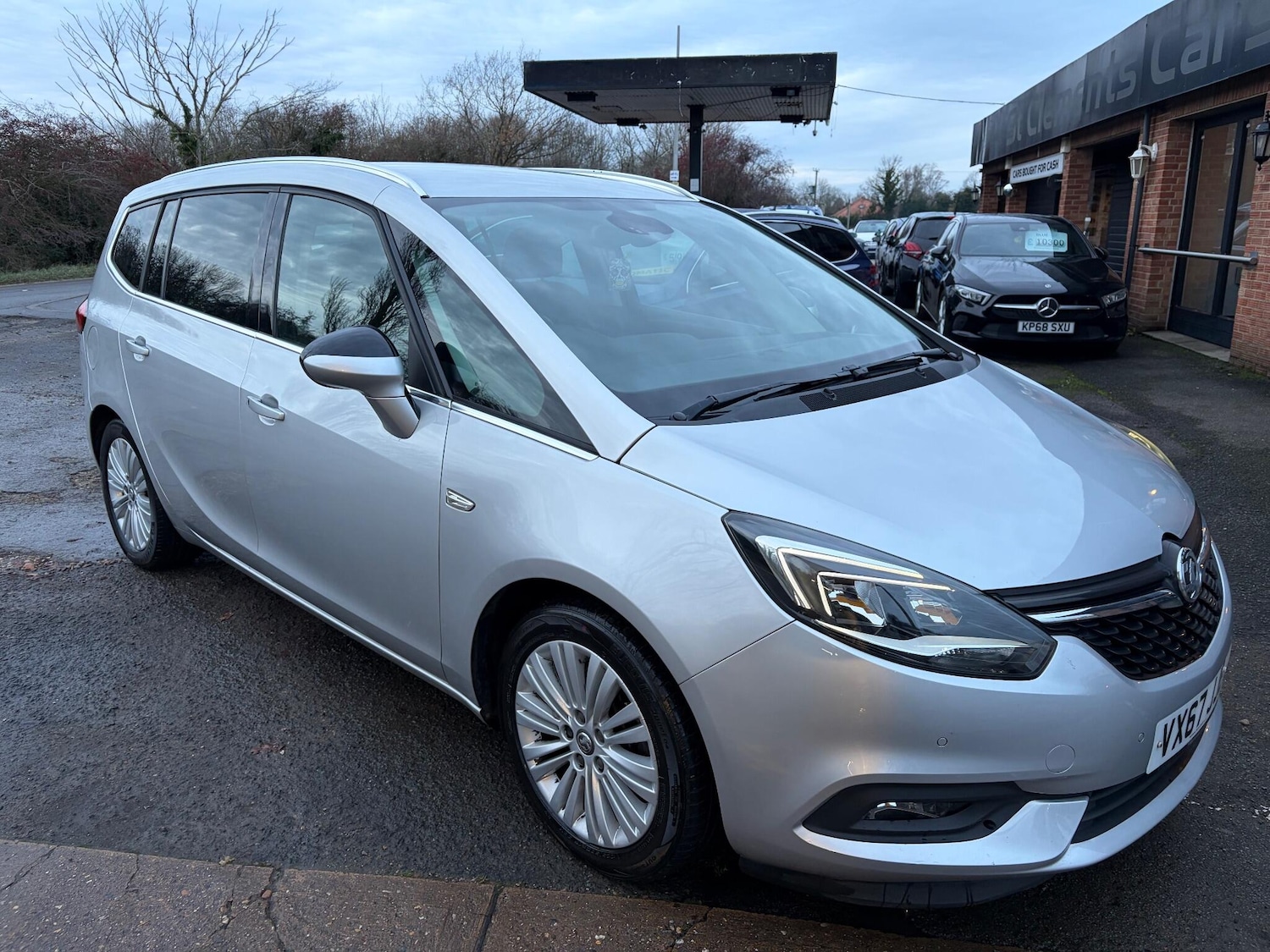Used Vauxhall Zafira 2017 for sale - 76912704: Photo 1