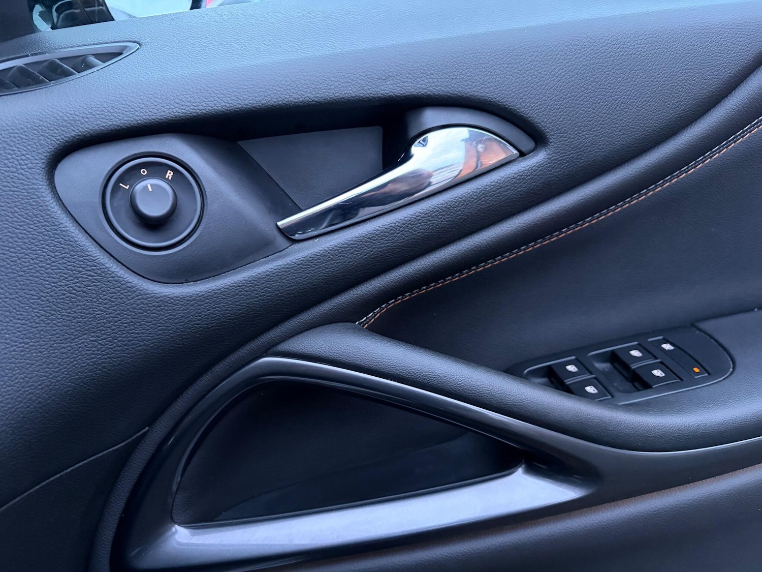 Used Vauxhall Zafira 2017 for sale - 76912704: Photo 20