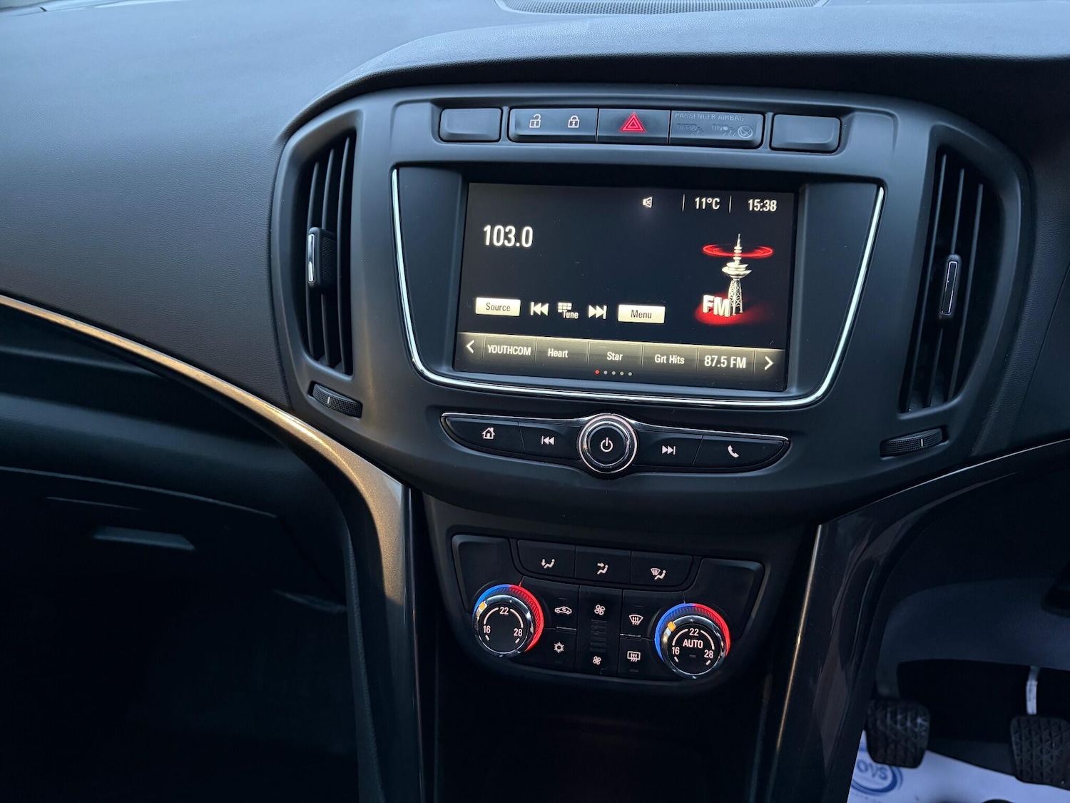 Used Vauxhall Zafira 2017 for sale - 76912704: Photo 24